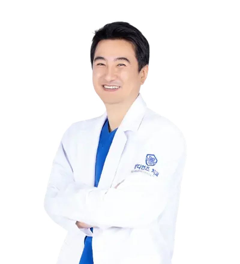 Dr. Minwoo Choi